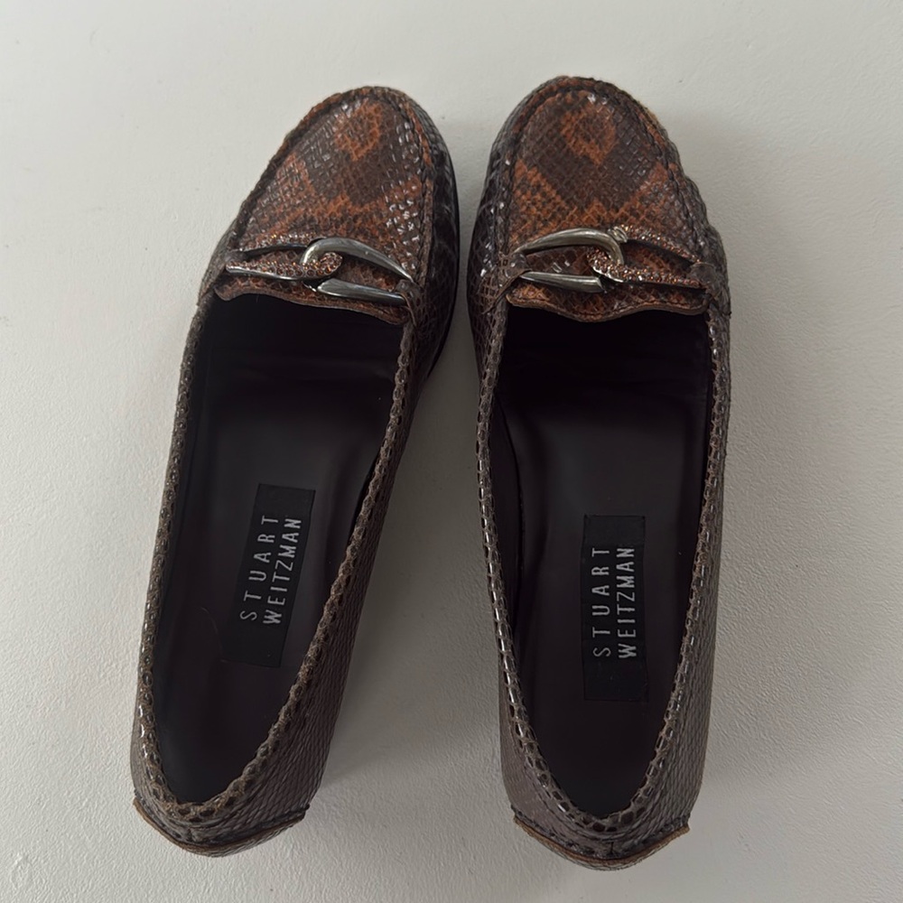Stuart Weitzman Brown Animal Print Embossed Leather Loafers